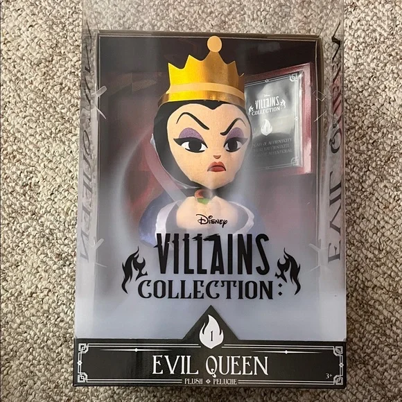 Disney Villains Evil Queen Plush with Gold Crown - Picture 1 of 5